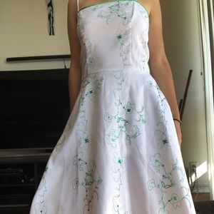 Vintage White Green Stitch Detail Dress 50s